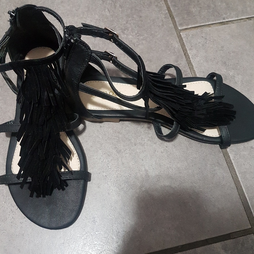 NWOT Black Sandals with Tassles